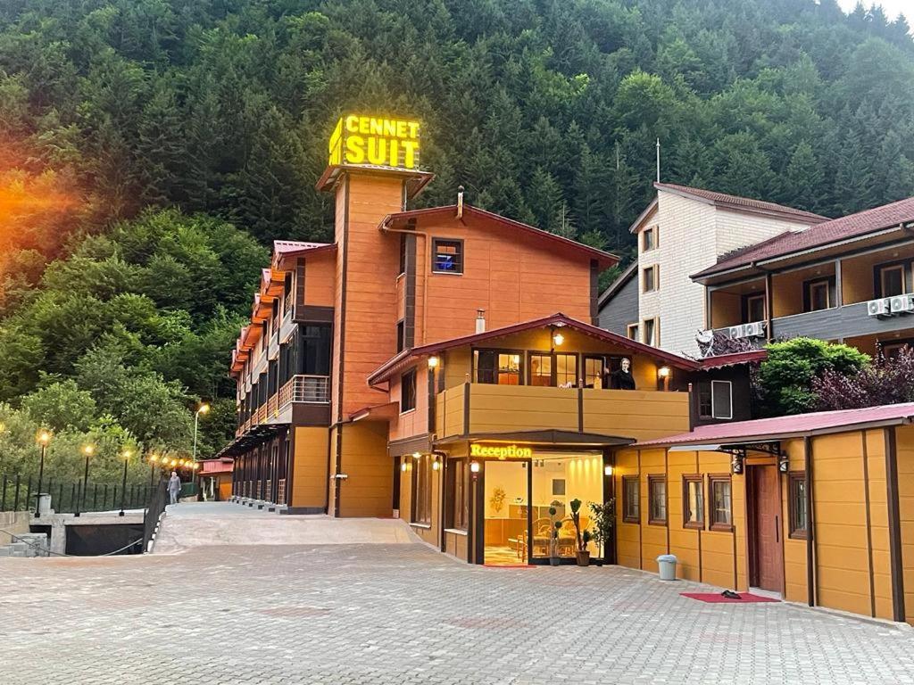 Cennet Suit Otel Uzungöl Exterior foto